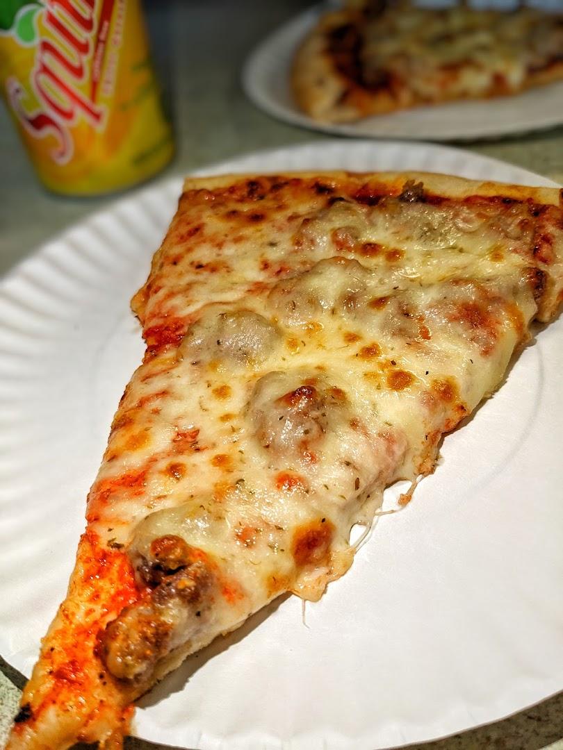 Lena's Pizzeria
